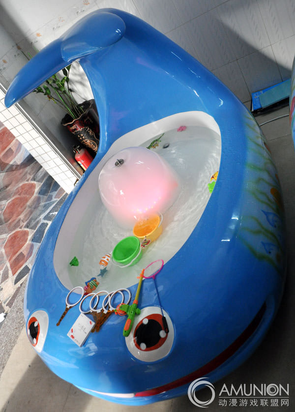 蓝鲸鱼池儿童游戏机实拍图